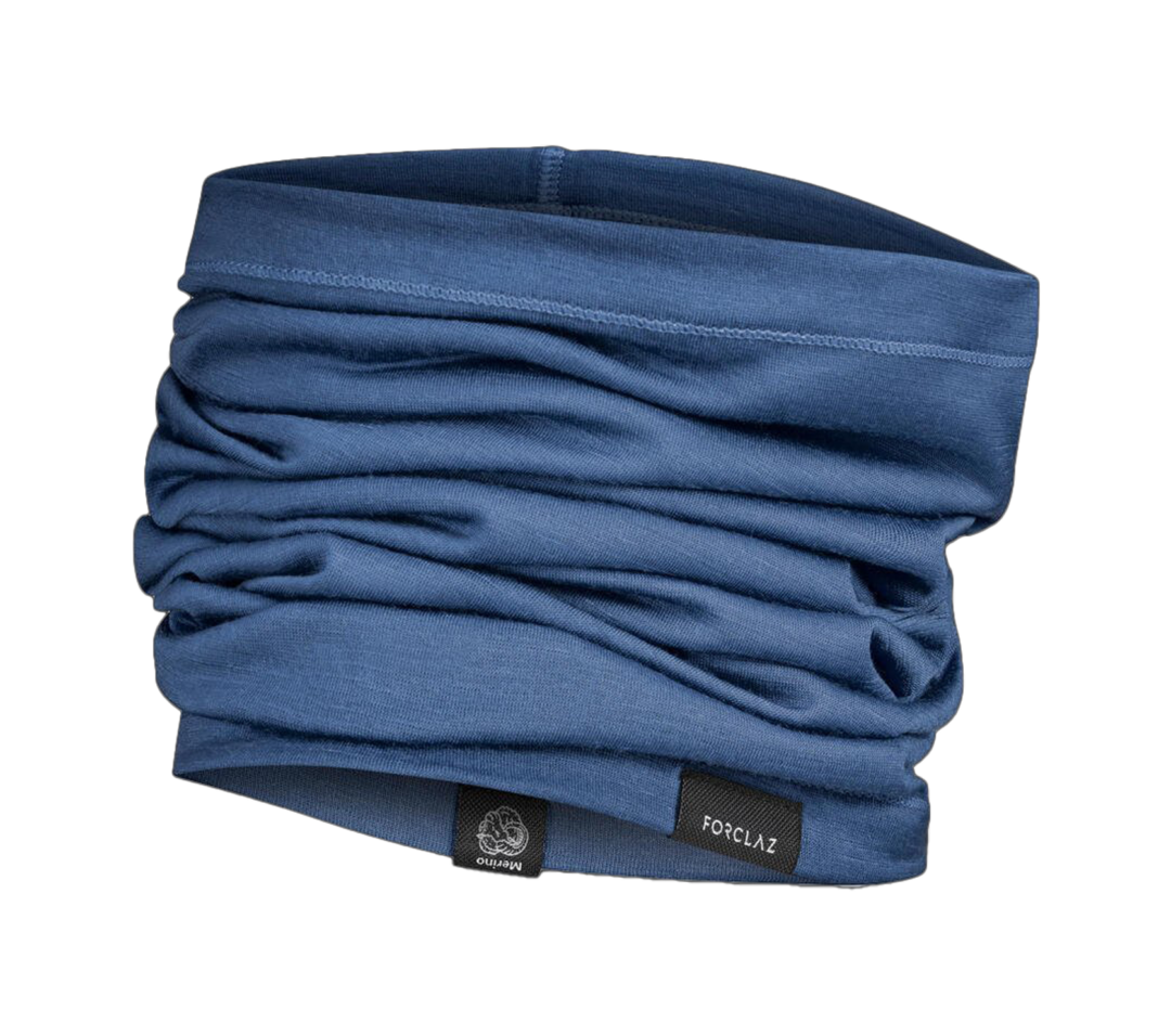 Blue ski neck gaiter (buff) with “FocLaz” label